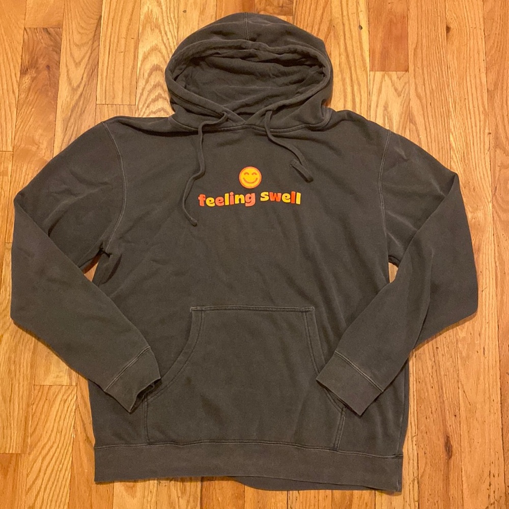 Feeling Swell Large Hoodie